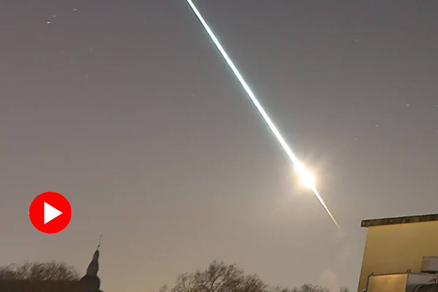 Asteroid Explosion above English Channel.