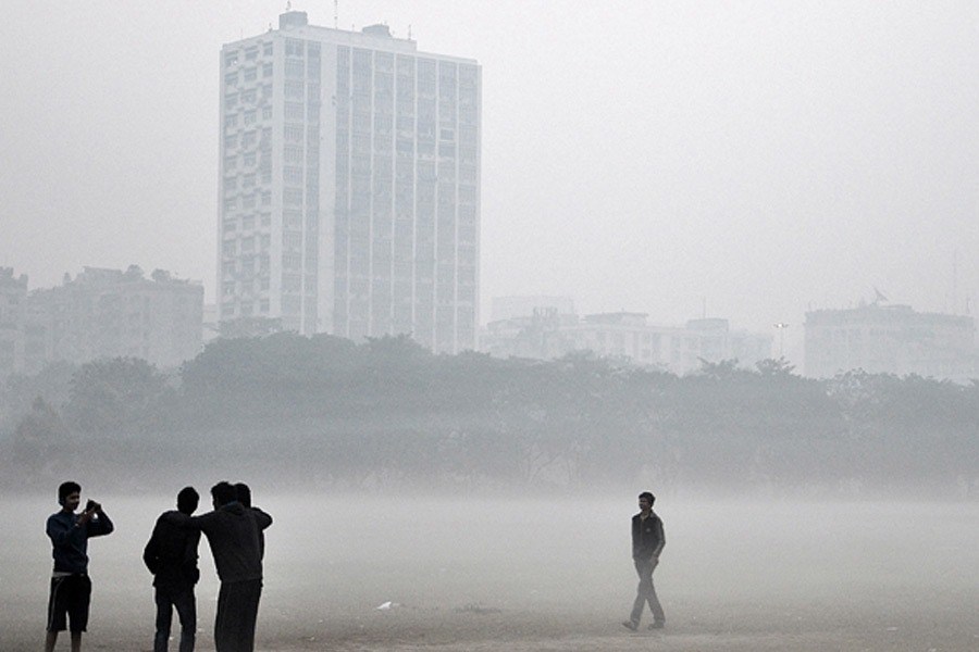 Temperature in Kolkata and surroundings drops rapidly.