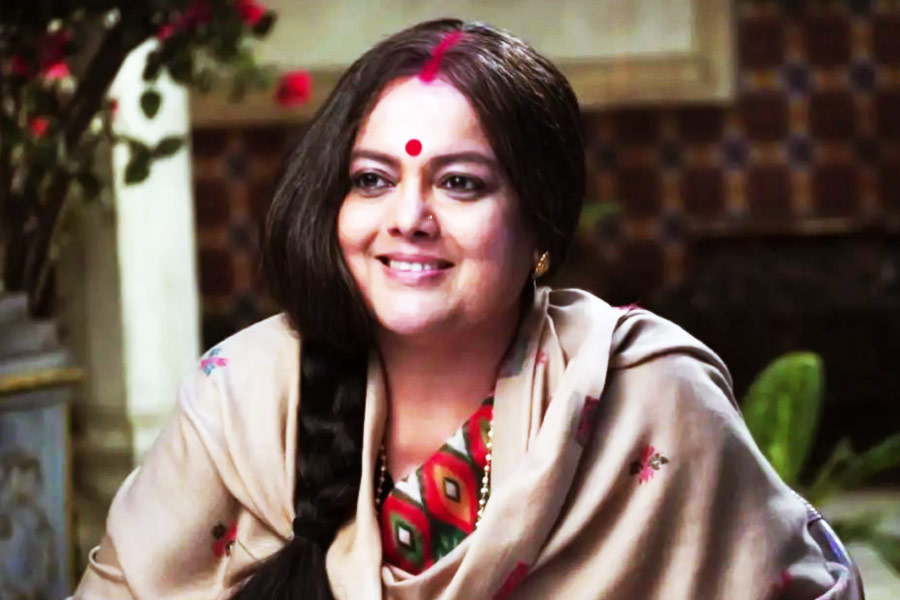 Bollywood actress Sushmita Mukherjee