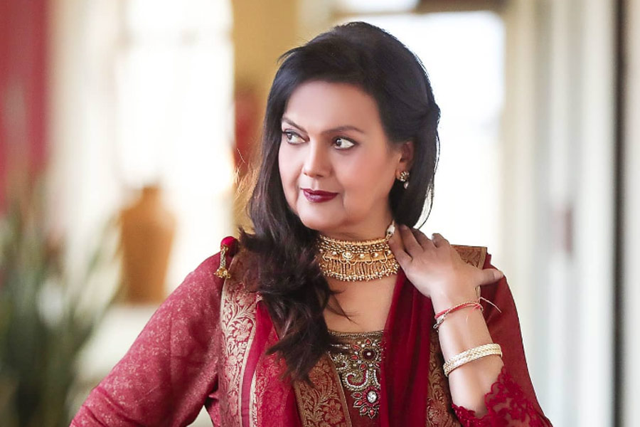 Bollywood actress Sushmita Mukherjee