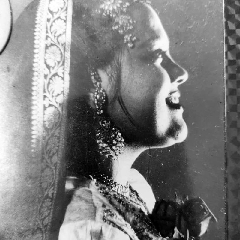 Bollywood actress Sushmita Mukherjee