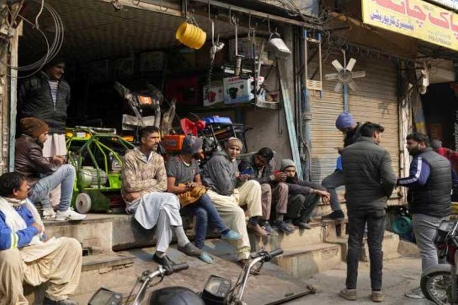 India and Pakistan comparison in the economic and other fields.