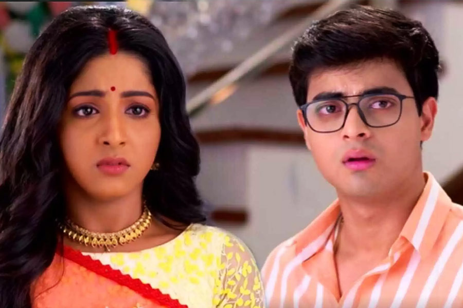 Which serial leads the trp competition this week