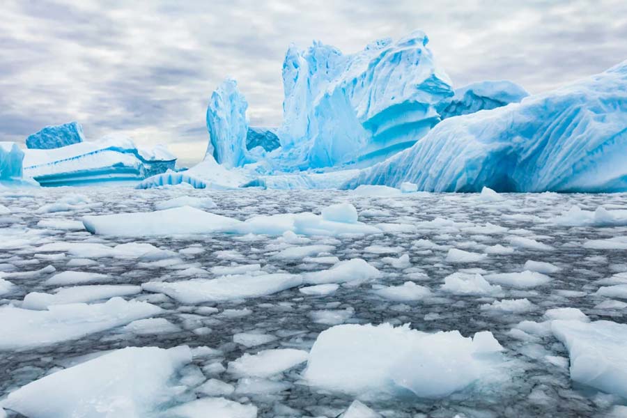 Ice of Antarctic Ocean melts to record low, report says, it impacts global warming