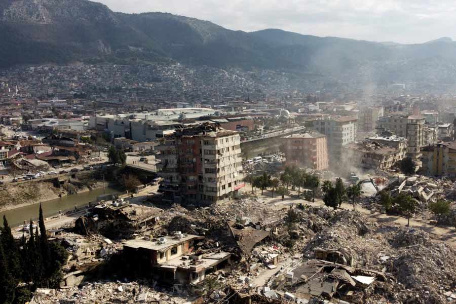 image of earthquake in Turkey 