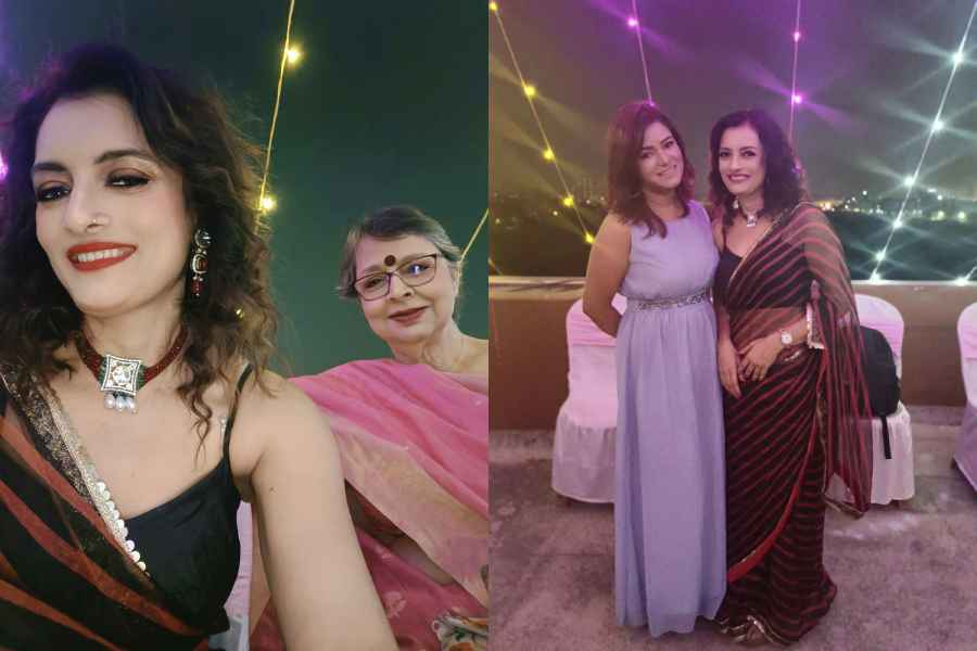 Usasie Chakraborty celebrates her birthday with friends and relatives
