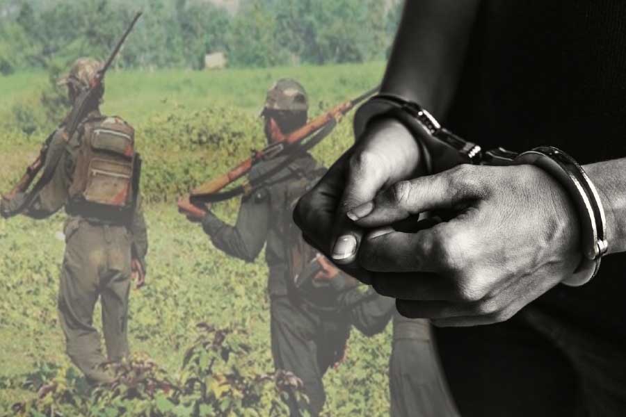 3 arrested in Belpahari for posing as Maoists and claiming money