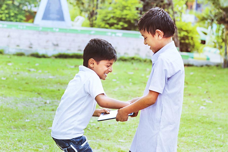 জানা যায়, ২০০২ সালে মাত্র ১১ বছর বয়সে বাড়ি ছেড়ে চলে গিয়েছিল পিঙ্কু। খেলাধুলা নিয়ে বাবা এবং মায়ের কাছে বকুনি খেয়ে বাড়ি ছাড়ার সিদ্ধান্ত নিয়েছিল সে। ছেলেকে আর খুঁজে পায়নি সিংহ পরিবার।