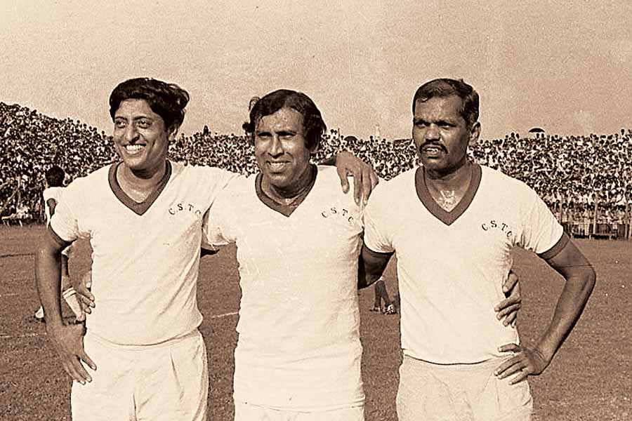 ত্রিমূর্তি: বাঁ দিক থেকে, চুনী গোস্বামী, পিকে বন্দ্যোপাধ্যায় ও বলরাম।