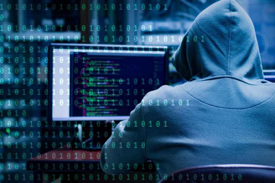 ২০০৮ সালের ১৭ জানুয়ারি ডিপার্টমেন্টাল স্টোর টিজেএক্স-এর কম্পিউটার হ্যাক হয়ে লক্ষ লক্ষ গ্রাহকের ব্যক্তিগত তথ্য ফাঁস হয়ে যায়। 