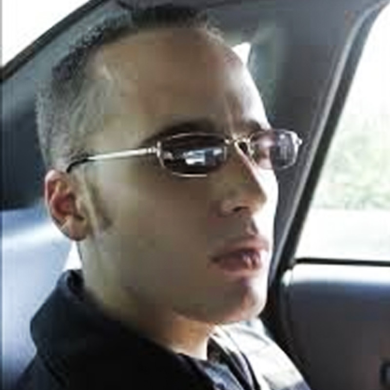 এর পর ২০০৮ সালের ১৮ মে জোনাথনকে বাথরুমে গুলিবিদ্ধ অবস্থায় উদ্ধার করা হয়। ময়নাতদন্তে উঠে আসে যে মাথায় গুলি করে আত্মঘাতী হন তিনি। মৃত্যুর সময় তাঁর বয়স হয়েছিল ২৪।