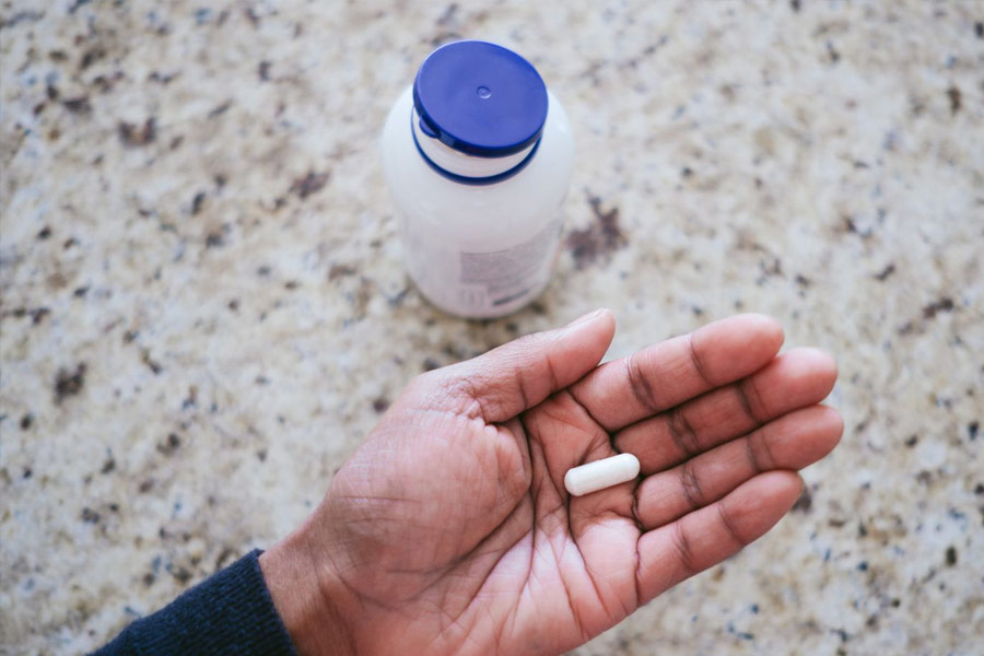 representational image of taking poison 