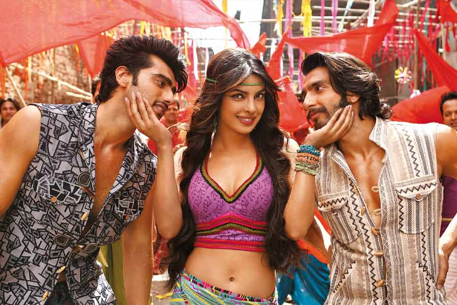 Gunday movie scene