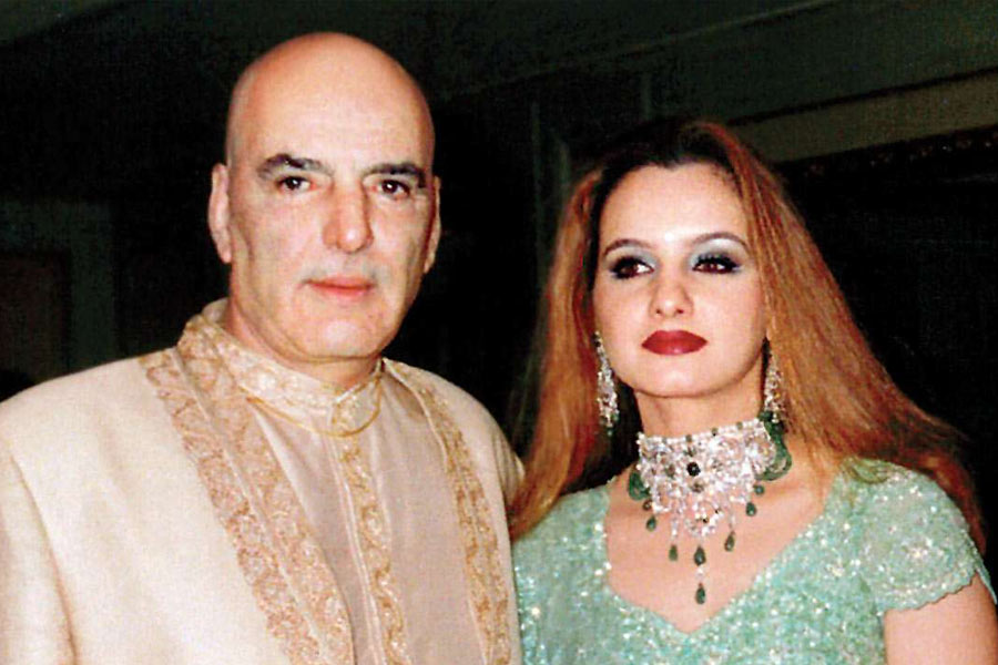 Feroz Khan and his daughter