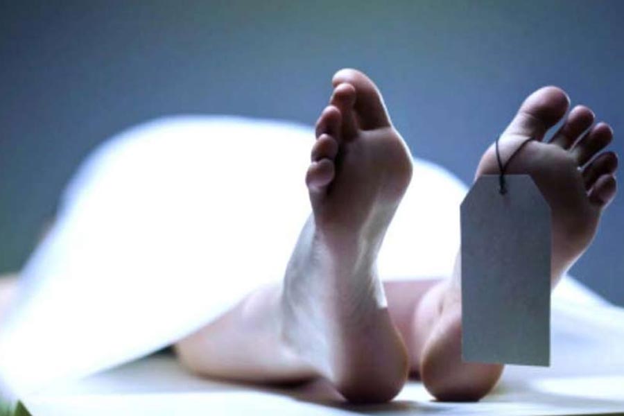 মুন্না এবং ব্রিজেশের গ্যাংয়ের এ রকমই এক সংঘর্ষের মধ্যে পড়ে প্রাণ হারান বিজেপি নেতা কৃষ্ণানন্দ রাই। এর পর মুন্নার নামে আরও এক বিজেপি নেতা রামচন্দ্র সিংহকে খুন করার অভিযোগ ওঠে।