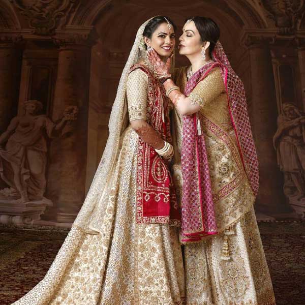 Isha Ambani wedding look