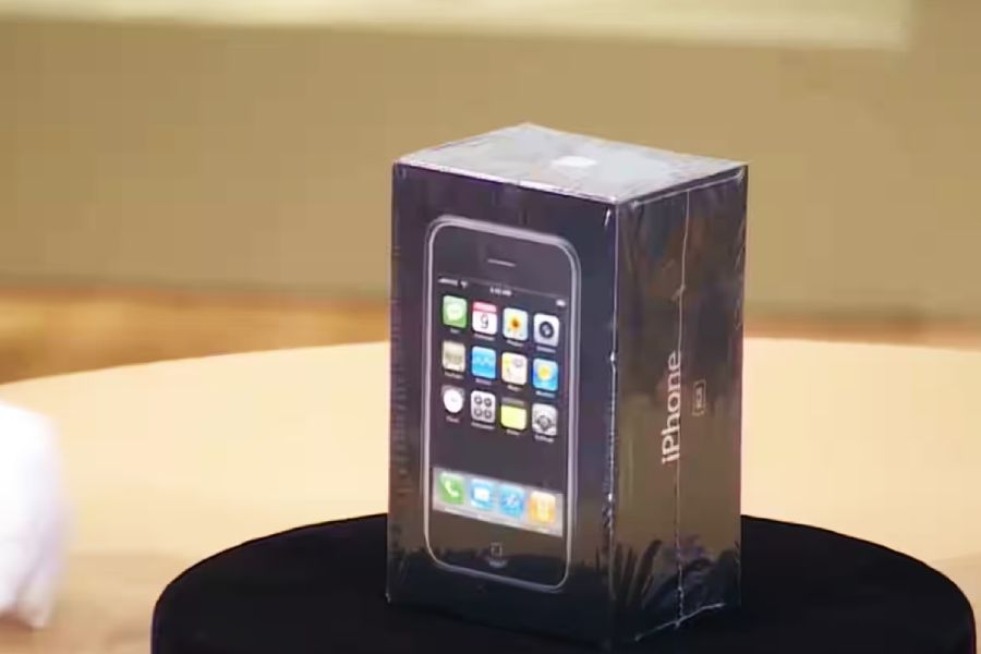 the First generation iPhone sold for nearly 52 lacs rupees. 