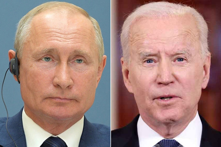 Picture of Putin and Joe Biden.
