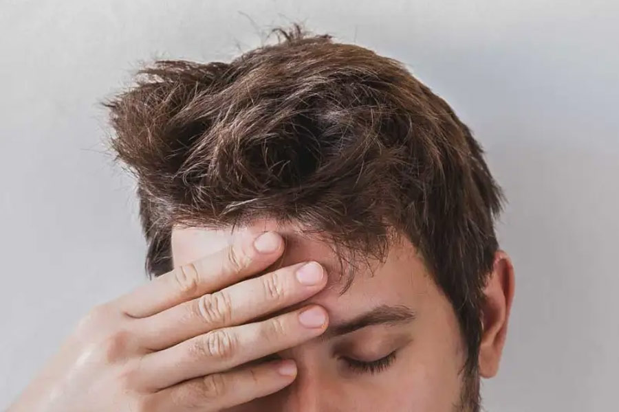 সেন্ট লুসি কাউন্টির শেরিফ কেন মাস্কারা জানিয়েছেন, চিকিৎসক অনেক ক্ষণ ধরে পরখ করেন মাইকেলকে। তার পর বলেন, ‘‘আপনার বোধ হয় গুলি লেগেছে।’’ জবাবে মাইকেল বলেছিলেন, ‘‘অসম্ভব।’’