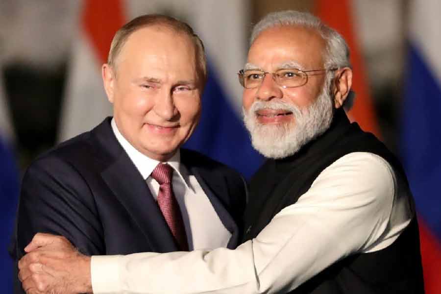 An image of  Vladimir Putin with Narendra Modi