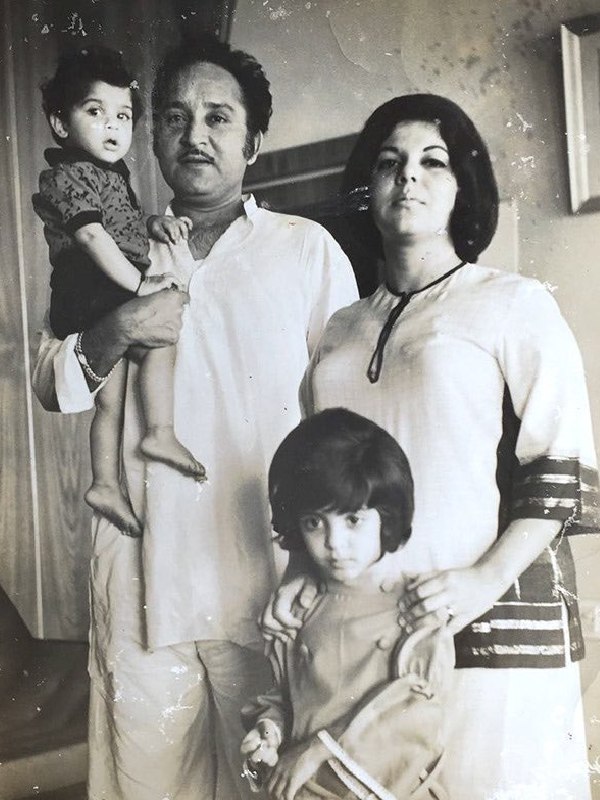 Kamran Khan with family