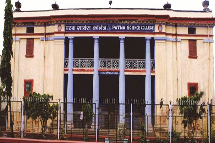 Vashishtha Narayan Singh was a child prodigy and math expert from Bihar.