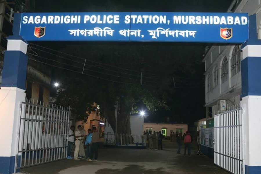 Election Commission directs to remove OC of Sagardighi ahead of by election