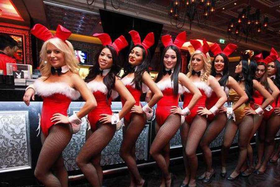  ‘বানি’দের কাজে নেওয়ার আগে তাঁদের স্বাস্থ্য পরীক্ষা করানো হয়। তাঁরা কোনও যৌনরোগে আক্রান্ত কি না, সেটাও খতিয়ে দেখা হয়। 