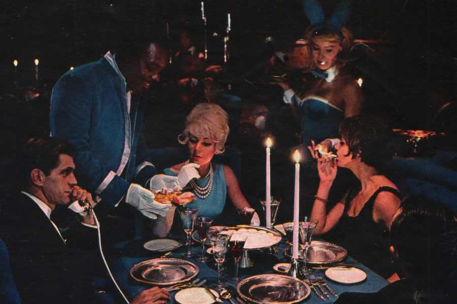 ‘বানি’রা যদি নিয়ম ভাঙেন, তা হলে চাকরি জীবনে বিপাকে পড়তে পারেন তাঁরা। তাই সর্বদা কাজের সময় সতর্ক থাকেন তাঁরা। 