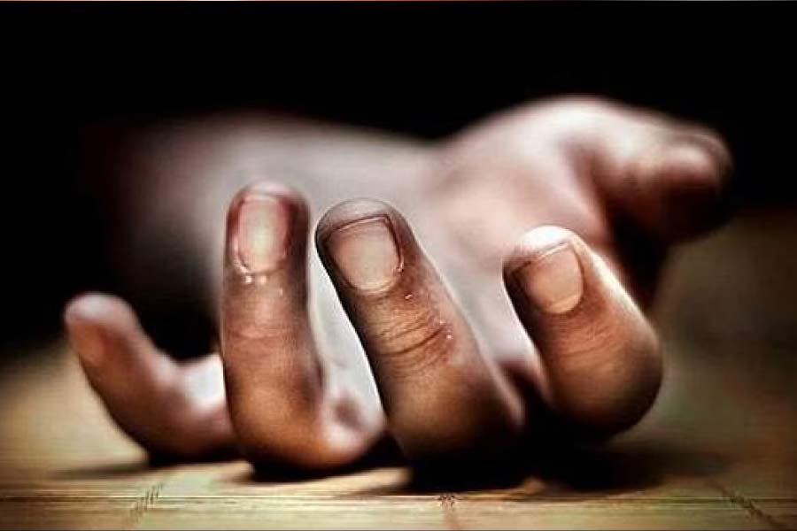 Madhya Pradesh woman allegedly kills husband.