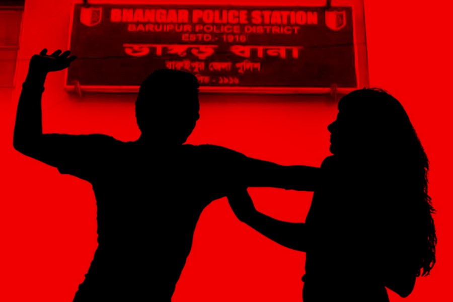 TMC Leader accused in rape case in Bhangar