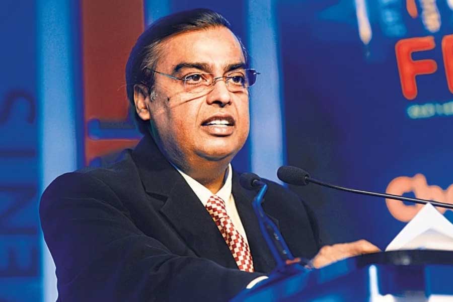 Mukesh Ambani and Reliance are all set to revive Campa Cola against Pepsi and Coca Cola.