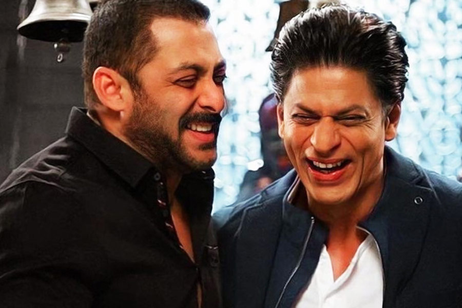 Image of Actor Salman and Shah Rukh Khan.