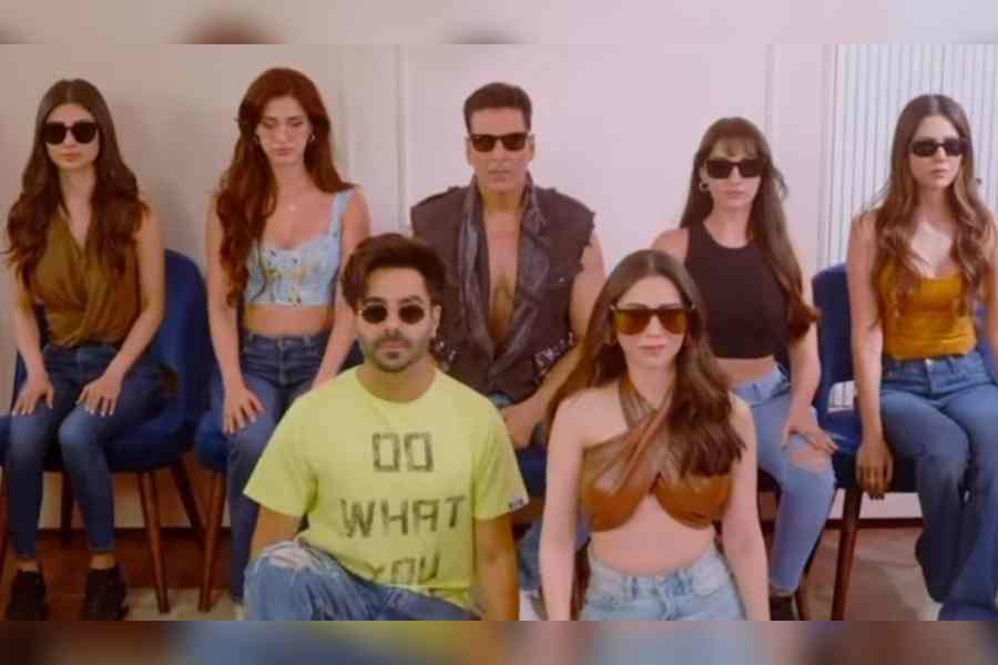 still from a video of The Entertainers.