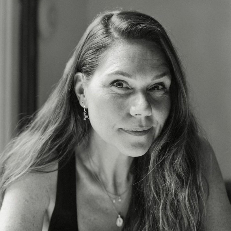 এরিকার দাবি, মিটু আন্দোলনের পর থেকে অনেকেই পদক্ষেপ করছেন এবং সম্মতি এবং অনুশীলন ছাড়া ঘনিষ্ঠ দৃশ্যে অভিনয় করতে রাজি হন না। কিন্তু পর্ন ছবির দুনিয়াতে এমন ভাবেই কাজ হয় যে, অভিনেতা-অভিনেত্রীরা নিজেদের অনেক নিরাপদ বোধ করেন।