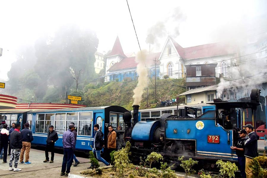Toy train operation in Darjeeling stopped due to bad weather 