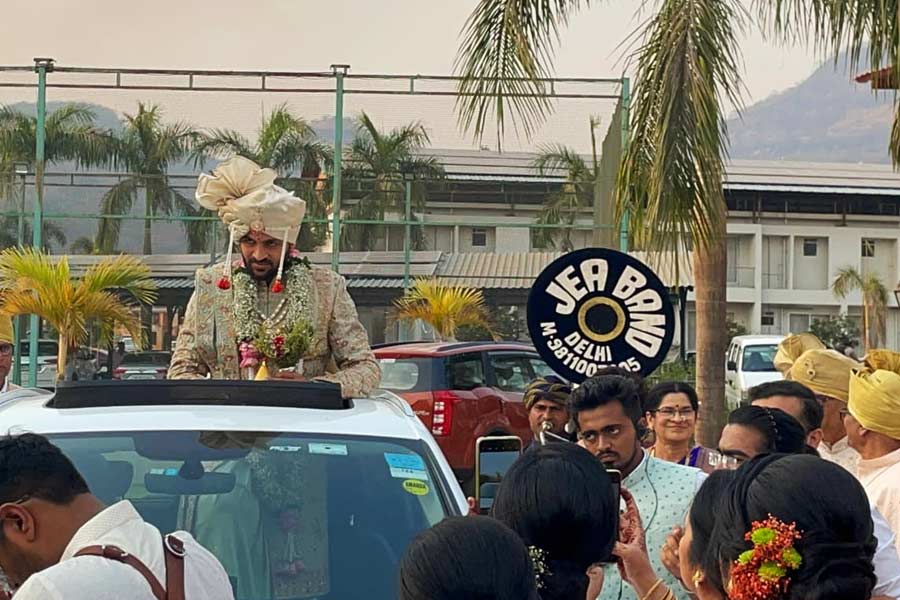 Shardul Thakur and Mittali Parulkar