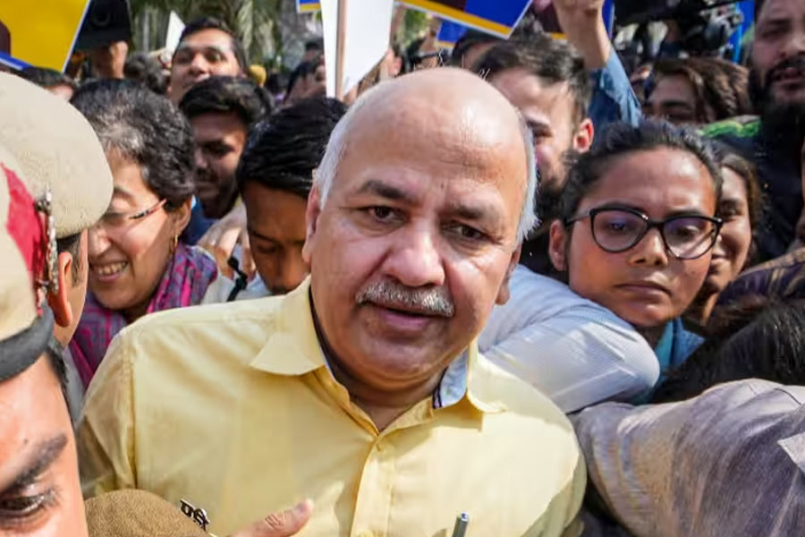 In resignation letter Manish Sisodia says, ‘not me, their target is Arvind Kejriwal’ 