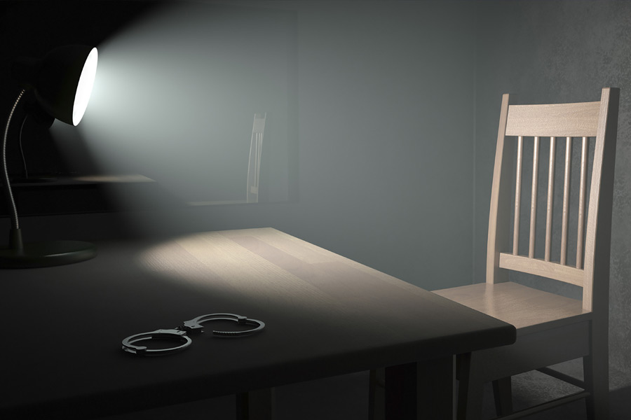 এমনকি ভিক্টরকে গালিগালাজও করতে শুরু করেন ওলগা। ওলগা পুলিশকে বলেন, ‘‘আমি মাত্র দু-তিন বার ওর সঙ্গে শারীরিক ভাবে ঘনিষ্ঠ হয়েছিলাম।’’ তাঁর আরও দাবি, ভিক্টর অনেক ঘটনাই পুলিশের কাছে উল্লেখ করেননি।