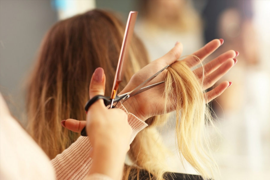 ২০০৯ সালে এই ঘটনাটি সংবাদমাধ্যমে আসায় অনেকের মধ্যে স্যালোঁর ঠিকানা জানার কৌতূহল তৈরি হয়। কেউ কেউ আবার ওই স্যালোঁতে যাওয়ার ইচ্ছাও প্রকাশ করেন। ডাকাতি করার শাস্তি যদি এমন হয় তবে তাঁরাও এমন শাস্তি পেতে চান বলে জানান। তবে পুলিশ এই ঘটনার কোনও রেকর্ডই কারও সঙ্গে ভাগ করেনি।