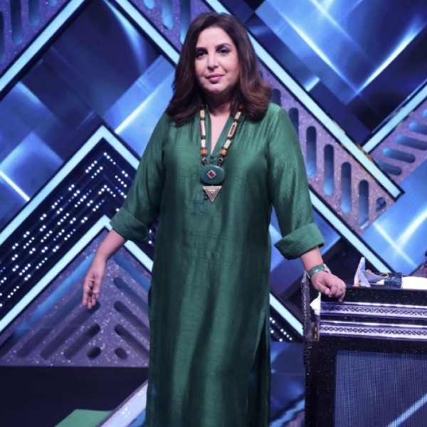 বলিউডের বহু ছবিতে পার্শ্বচরিত্রে অভিনয় করতে দেখা গেলেও ‘শিরিন ফারহাদ কি তো নিকল পড়ি’ ছবিতে মুখ্য চরিত্রে অভিনয় করেছিলেন ফারহা।