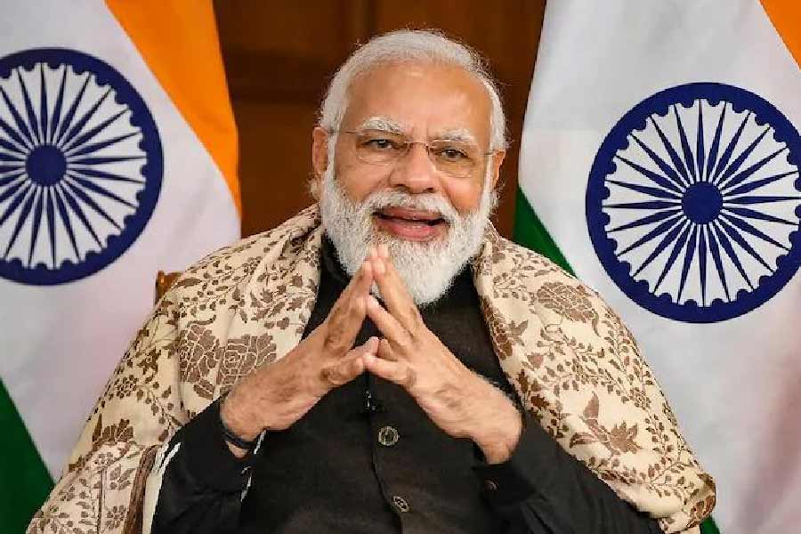 সুপ্রিম কোর্ট রায়ে জানিয়েছে, নোটবন্দির উদ্দেশ্য সফল হয়েছে কি না, তা ‘প্রাসঙ্গিক নয়’। ৫ বিচারপতির সাংবিধানিক বেঞ্চের রায় পড়ে শোনানোর সময় বিচারপতি বিআর গাভাই বলেন, ‘‘অর্থনৈতিক নীতির বিষয়ে অত্যন্ত সংযমী থাকতে হবে। আদালত নিজে সিদ্ধান্ত নিয়ে কেন্দ্রের সিদ্ধান্তকে এই ভাবে পাল্টে ফেলতে পারে না।’’