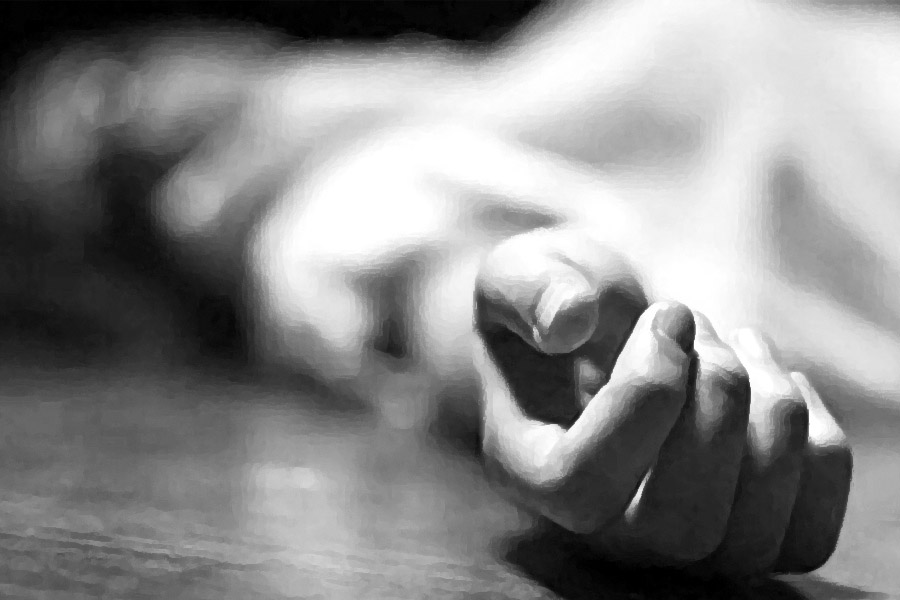 Mysterious death of a person who allegedly murdered his wife at Shamsherganj