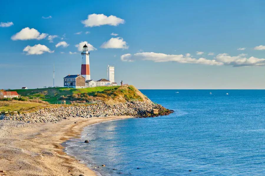  ২০০৮ সালের ১২ জুলাই ওই ভয়ঙ্কর জন্তুটির ছবি তোলা হয়েছিল বলে দাবি করা হয়। যাঁরা ওই জন্তুর ছবি তুলেছিলেন বলে দাবি করেছিলেন, তাঁরা হলেন জেনা হিউইট ও তাঁর দুই বন্ধু রাচেল গোল্ডবার্গ ও কোর্টনি ফ্রুইন।