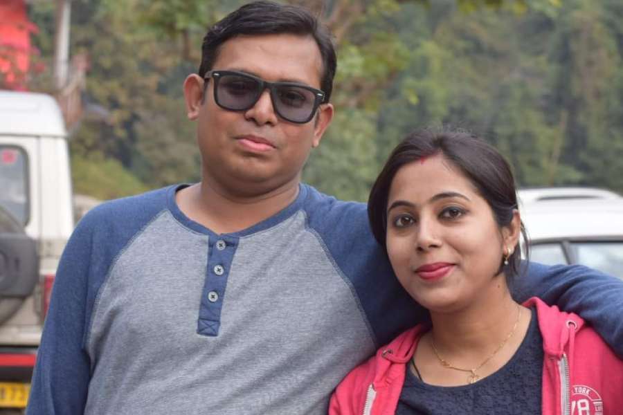 পরে উত্তরবঙ্গ বিশ্ববিদ্যালয় থেকে স্নাতকোত্তর করার পর মাথাভাঙায় বিএড প্রশিক্ষণ নেন অনামিকা।