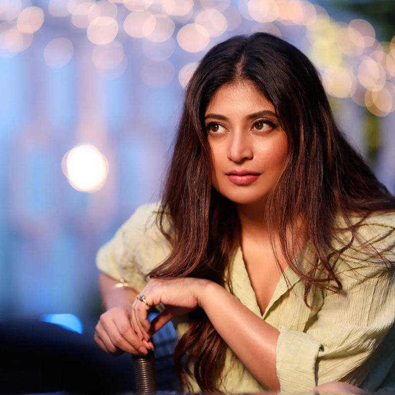 টানা ১২ বছর মেগা সিরিয়ালে অভিনয়ের পর মনে হয়েছিল, এ বার নিজেকে সময় দেওয়া দরকার। একটু নিজেকে নিয়ে পরীক্ষা করা দরকার।