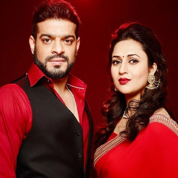 ঠিক তার পরের বছর একতা কপূরের প্রযোজনায় মুক্তি পায় ‘ইয়ে হ্যায় মহব্বতেঁ’। এই ধারাবাহিকে অভিনয় করেন হিন্দি টেলিভিশন জগতের জনপ্রিয় মুখ দিব্যাঙ্কা ত্রিপাঠি এবং কর্ণ পটেল।