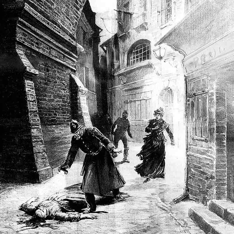 কলেজ অফ পুলিশিং-এর গবেষক অ্যান্টনি ক্যাশ বলেন, ‘‘বেতের লাঠিটি খুঁজে পাওয়ায় আমরা যারপরনাই উত্তেজিত। আমাদের দেশের ইতিহাসে কুখ্যাত খুনিদের মধ্যে অন্যতম জ্যাক দ্য রিপার। রিপারের মামলাটি আরও কয়েকটি কারণে গুরুত্বপূর্ণ। কারণ, সে সময় থেকে খুনের মামলার সমাধান করতে পুলিশি ও ফরেন্সিক তদন্তে নানা আধুনিক পদ্ধতি নিয়ে পরীক্ষানিরীক্ষা করা শুরু হয়েছিল।’’