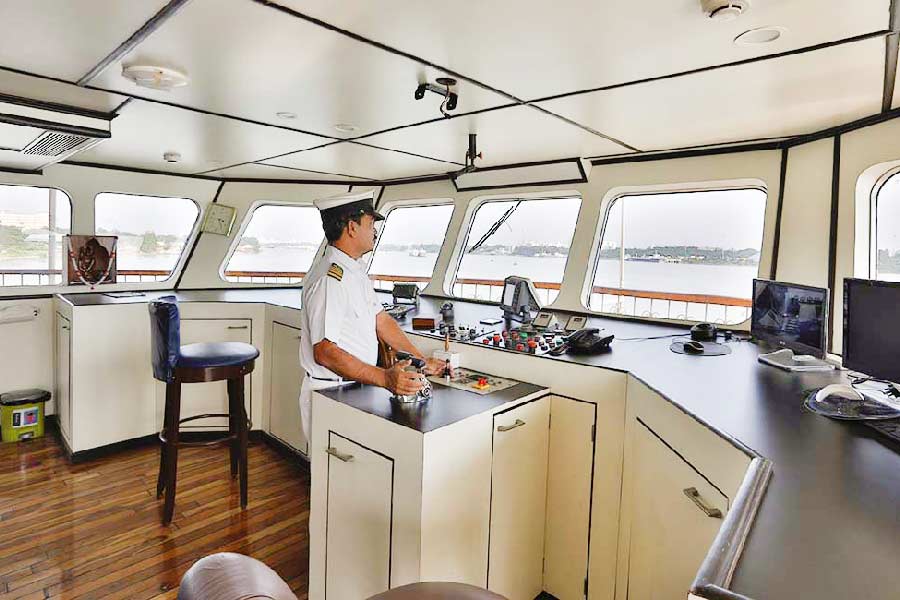 মোট ৫০ দিন ভারত এবং বাংলাদেশের নদনদীতে চড়ে বেড়াবে ‘গঙ্গা বিলাস’। তার যাত্রাপথে পড়বে অন্তত ৫০টি ঐতিহাসিক এবং স্থাপত্যগত ভাবে তাৎপর্যপূর্ণ স্থান। ঘুরতে ঘুরতে সেগুলি দেখার সুযোগ পাবেন পর্যটকরা।