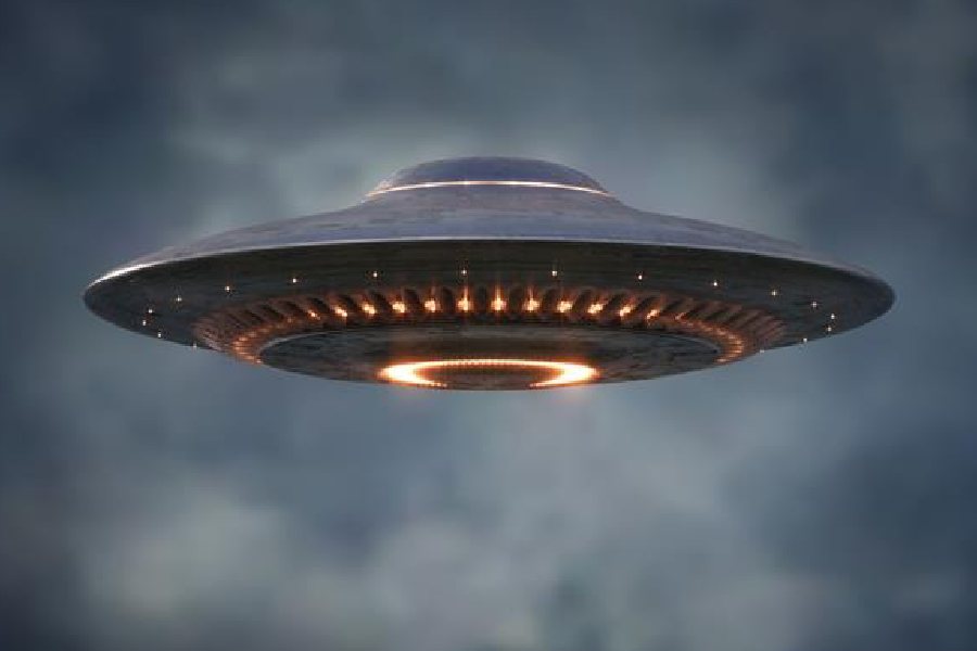 এএআরও-র পরিসংখ্যান বলছে, ২০২১ থেকে ২০২২ সালের মধ্যে কয়েকশো ‘ইউএফও’ দেখতে পাওয়া গিয়েছে। মাঝেমধ্যেই নানা প্রান্ত থেকে অচেনা উড়ন্ত বস্তুর খবর এসেছে। ভেঙে গিয়েছে আগের সব রেকর্ড।